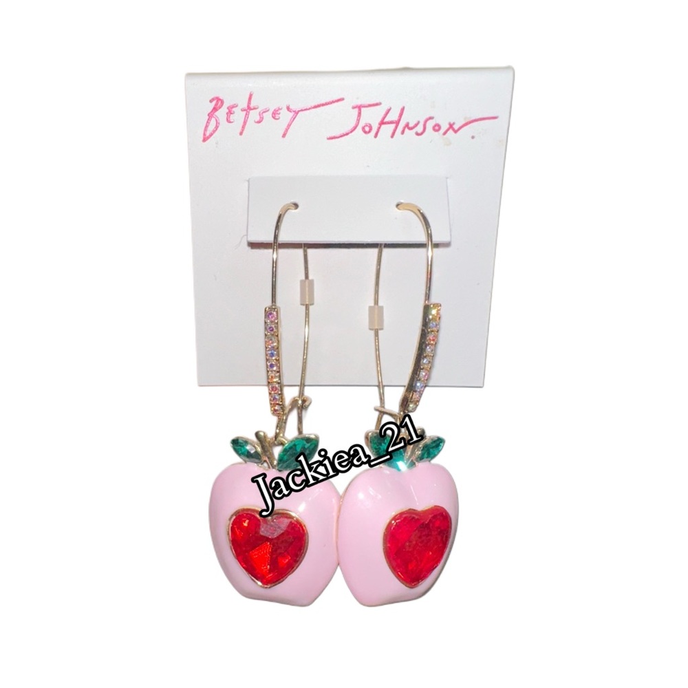 💙❤️ Betsey Johnson Pink Apple Earrings